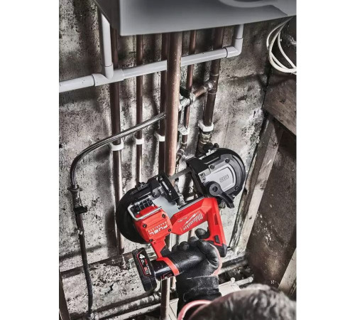 Ленточная пила Milwaukee Fuel M12 FBS64-402C 4933478441 с 2-мя АКБ, кейс