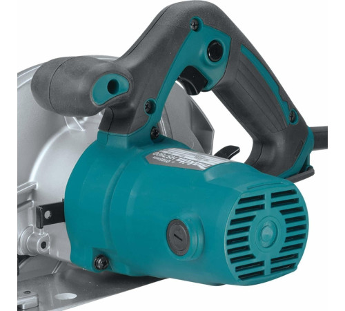 Дисковая циркулярная пила Makita HS7600