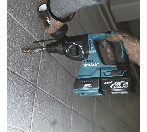 Перфоратор Makita DHR242RT с 1-им АКБ, кейс