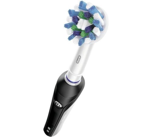 Электрическая зубная щетка Oral-B Pro 750 Cross Action D16.513.UX черный