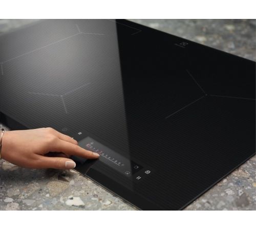 Варочная панель Electrolux EIS6648