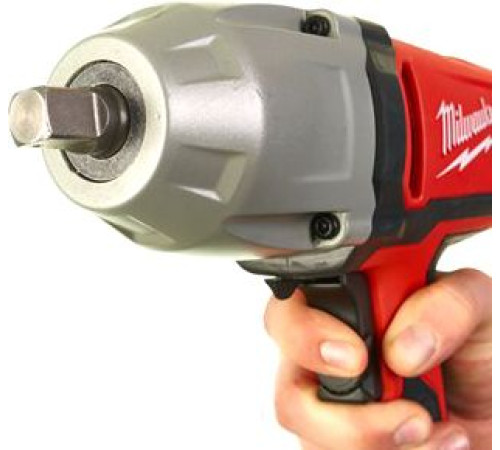 Гайковерт Milwaukee IPWE 400 R 4933451524