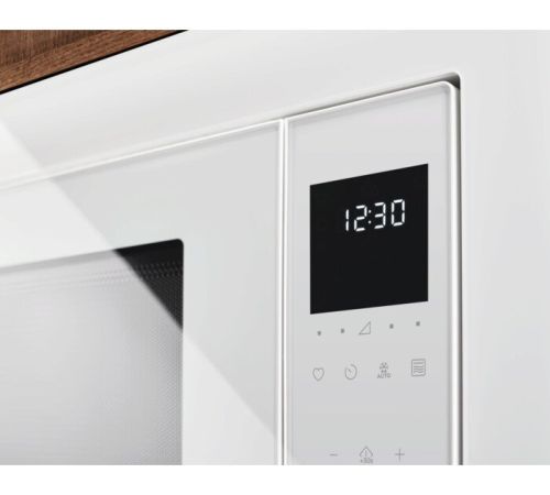 Микроволновая печь Electrolux LMS4253TBW