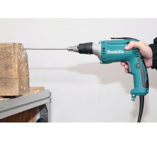 Шуруповерт  Makita FS4300