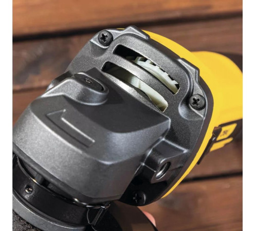 Угловая шлифмашина Deli DL-JM125-E1 103024