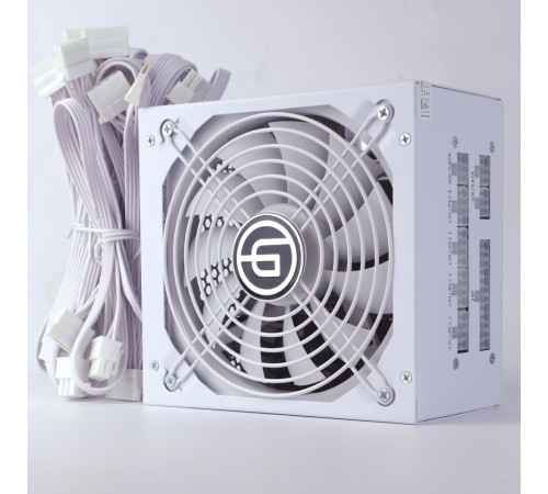 Блок питания Ginzzu MC1000 белый