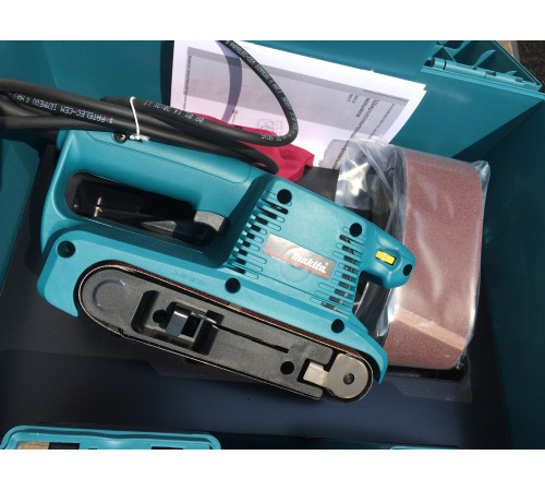 Ленточная шлифмашина  Makita 9910K