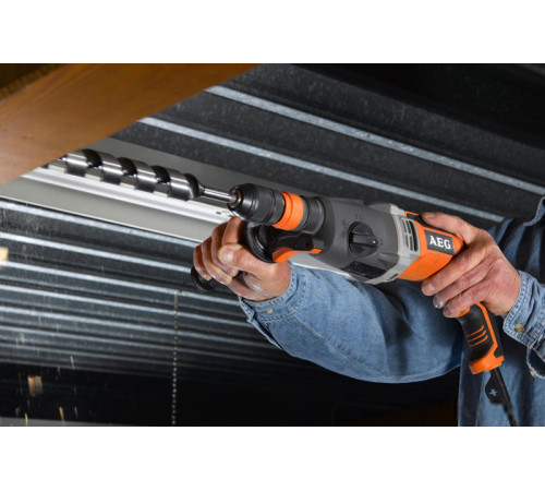 Перфоратор AEG Powertools KH 28 Super XE 4935428190