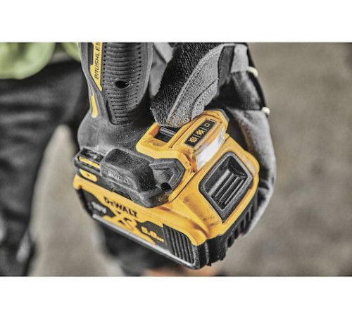 Дрель-шуруповерт DeWalt DCD800P2T с 2-мя АКБ, кейс