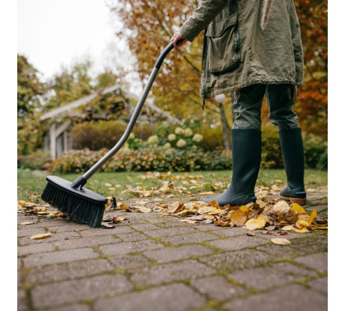 Метла Fiskars 1077114