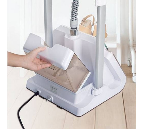 Отпариватель BQ SG5007S шампань