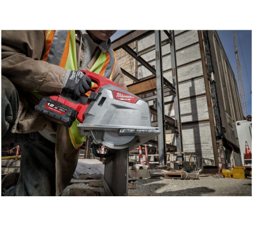 Дисковая циркулярная пила Milwaukee Fuel M18 FMCS66-0C 4933472110 без АКБ, кейс