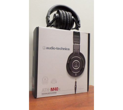 Наушники  Audio-Technica ATH-M40x