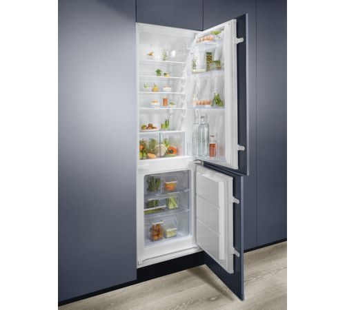 Холодильник Electrolux LNS5LE18S