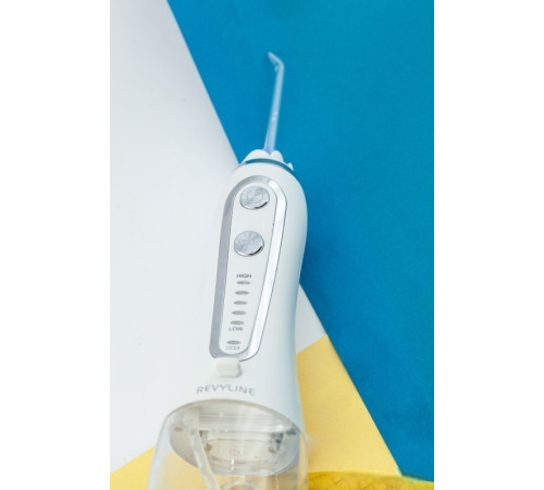 Ирригатор  Revyline RL 450 белый