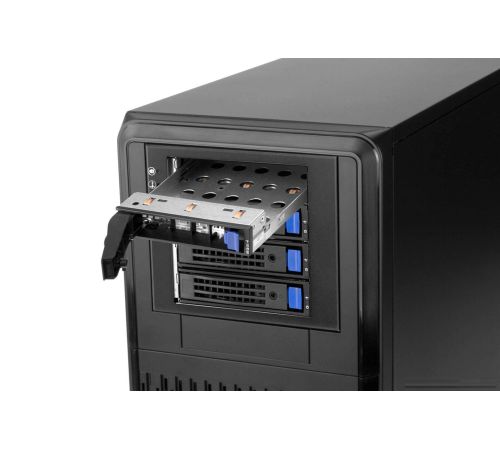 Корпус In Win PE689 750W