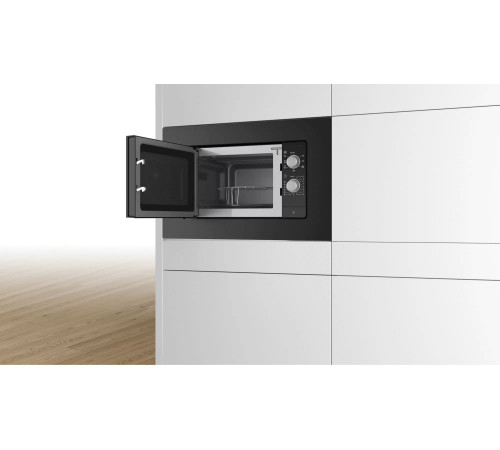 Микроволновая печь Bosch BEL620MB3