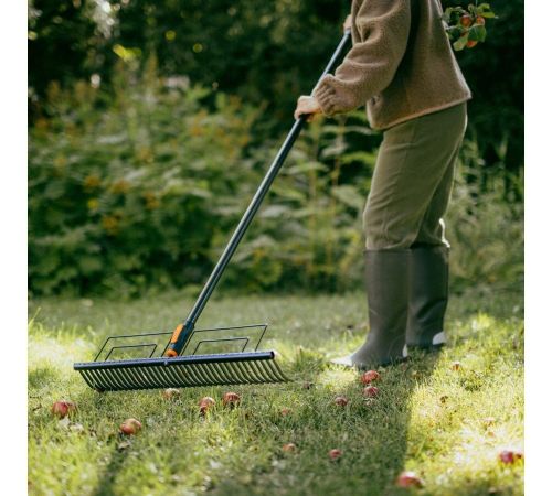 Грабли зубчатые Fiskars 1080680