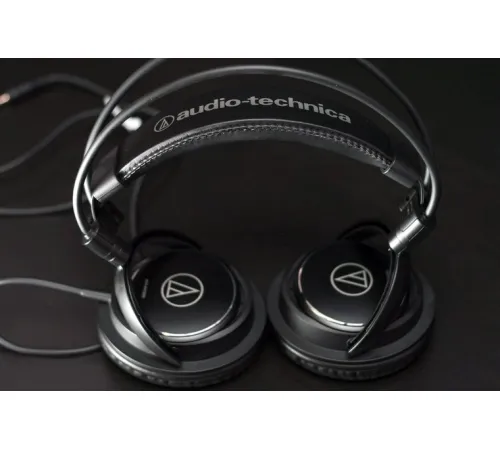 Наушники  Audio-Technica ATH-AVC500