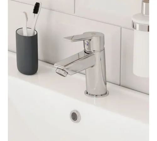 Смеситель Milardo Stripe STRSB00M01