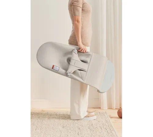 Шезлонг BabyBjorn Bliss 3D Jersey 0061.87 light beige