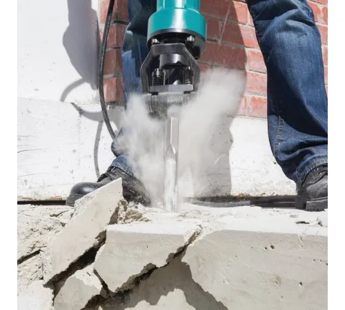 Отбойный молоток Makita HM1812