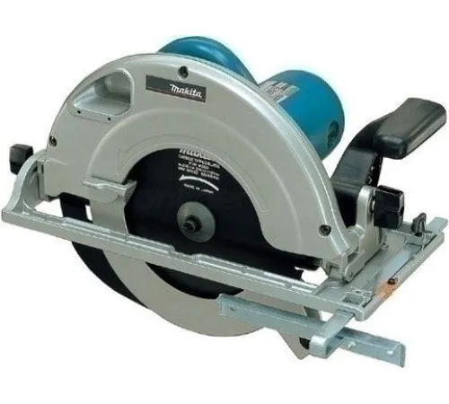 Дисковая циркулярная пила Makita 5903R