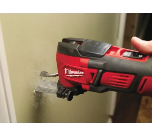 Мультифункциональная шлифмашина Milwaukee M18 BMT-0 4933446203 без АКБ