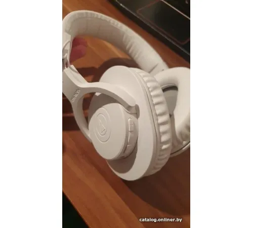 Наушники Audio-Technica ATH-M20xBT белый