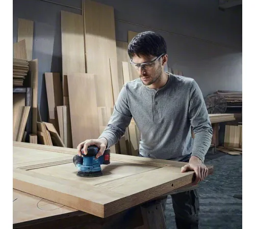 Эксцентриковая шлифмашина Bosch GEX 185-LI Professional 06013A5021 с 1-м АКБ, кейс