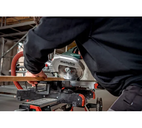 Торцовочная пила Metabo KGS 254 M 613254000