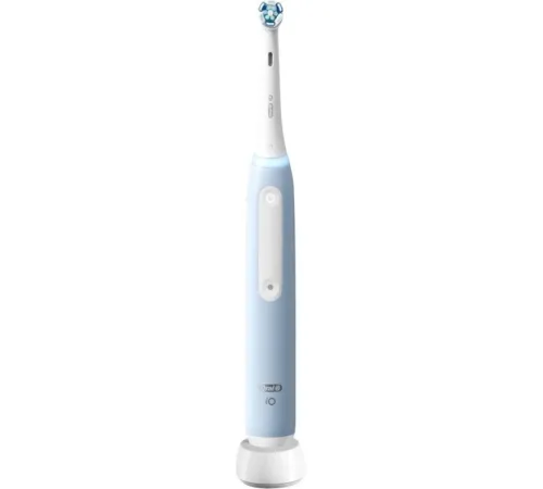 Электрическая зубная щетка Oral-B iO 3 с насадкой Ultimate Clean 4 шт, голубой