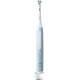 Электрическая зубная щетка Oral-B iO 3 с насадкой Ultimate Clean 4 шт, голубой