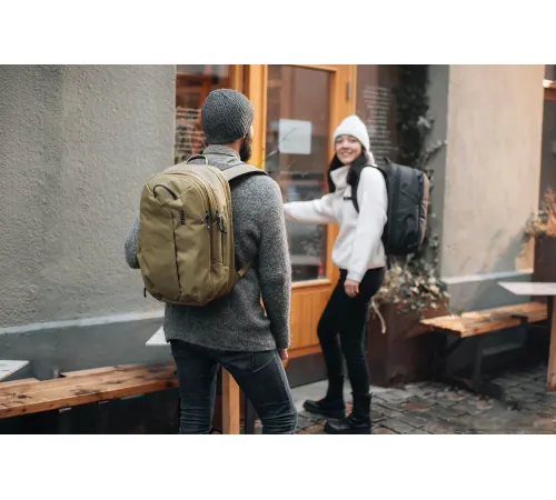 Городской рюкзак Thule Aion 28L-32L TATB128K черный