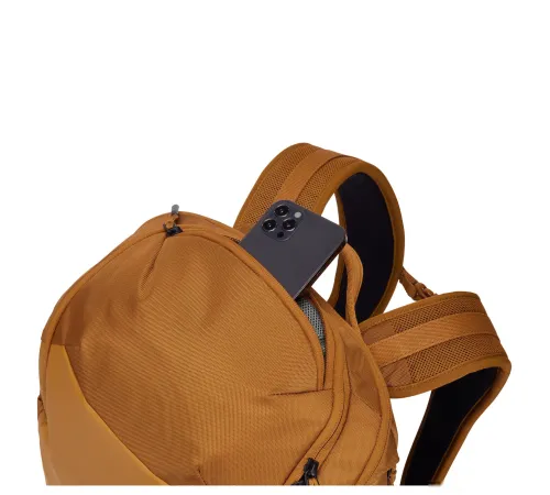 Городской рюкзак Thule Chasm TCHB215GOLD golden