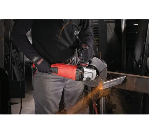 Угловая шлифмашина Milwaukee AGVK24-230EK 4933451413