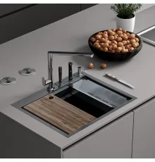Кухонная мойка Roxen Stage 560250-60B PVD графит c держателем для ножей, двумя коландерами, разделочной доской и дозатором