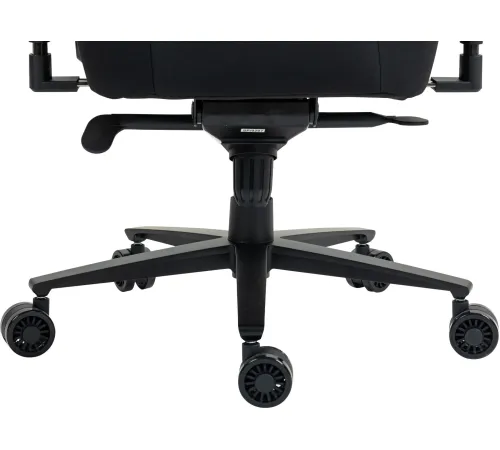 Кресло Evolution Nomad PRO черный/белый
