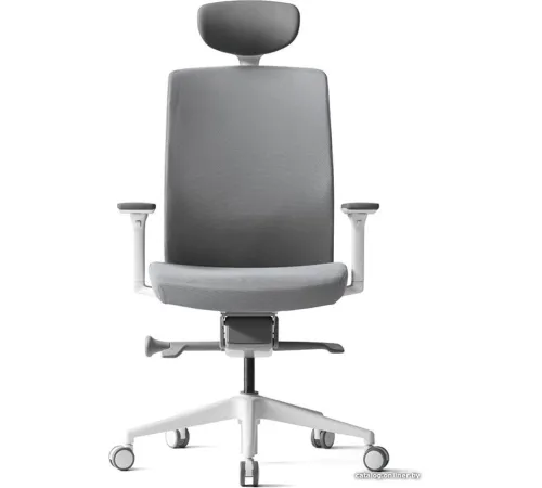 Офисное кресло Bestuhl J2 Black Pl с подголовником серый