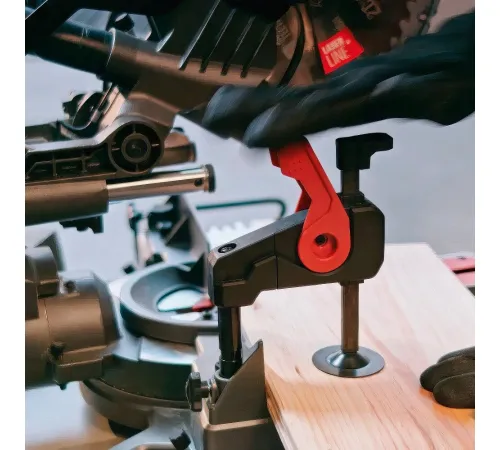 Торцовочная пила Skil MS1310 MS1310SE00