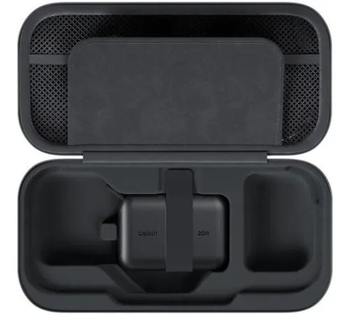 Зарядное устройство Belkin Charging Case для Nintendo Switch 2