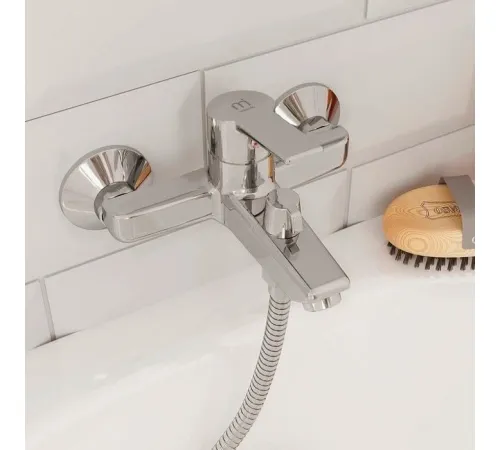 Смеситель Milardo Stripe STRSB02M02