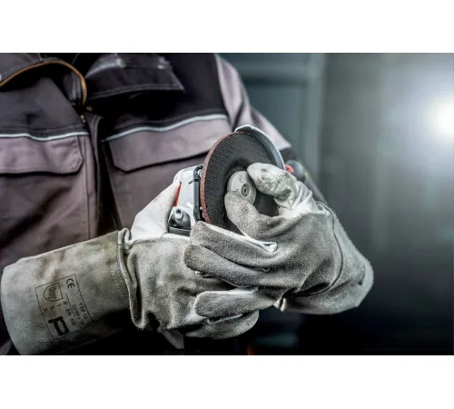 Угловая шлифмашина Metabo WEV 11-125 Quick 603625000 без кейса