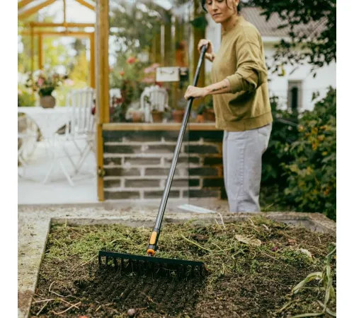 Грабли зубчатые Fiskars 1080677