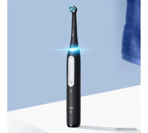 Электрическая зубная щетка Oral-B iO Series 4 iOG4.1B6.0 черный 4210201437604