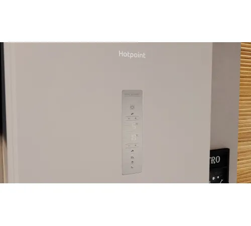 Холодильник Hotpoint HT 7201I BZ O3